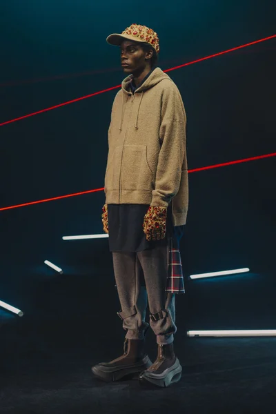 Look 26